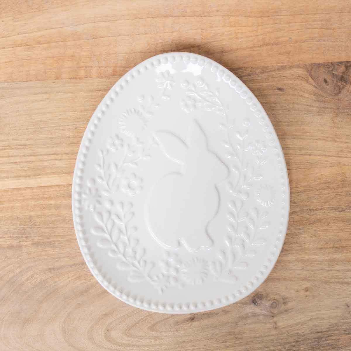Embossed Floral Bunny Plate Antique White 7.25x1x8.75